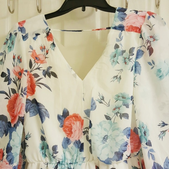 Chiffon Floral Romper  Sm & Med - Picture 4 of 4